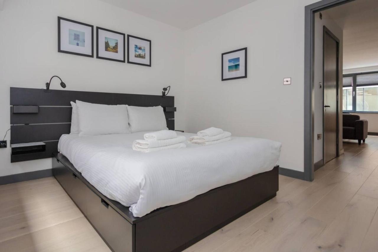 Stylish 1 Bedroom Apartment In Holborn In A Great Location London Luaran gambar