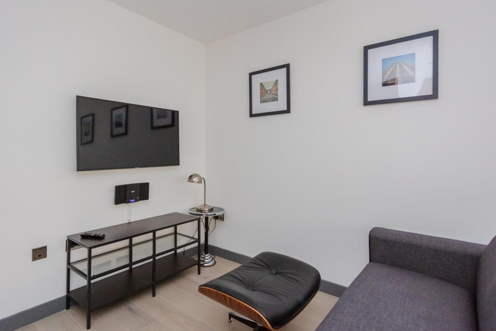 Stylish 1 Bedroom Apartment In Holborn In A Great Location London Luaran gambar