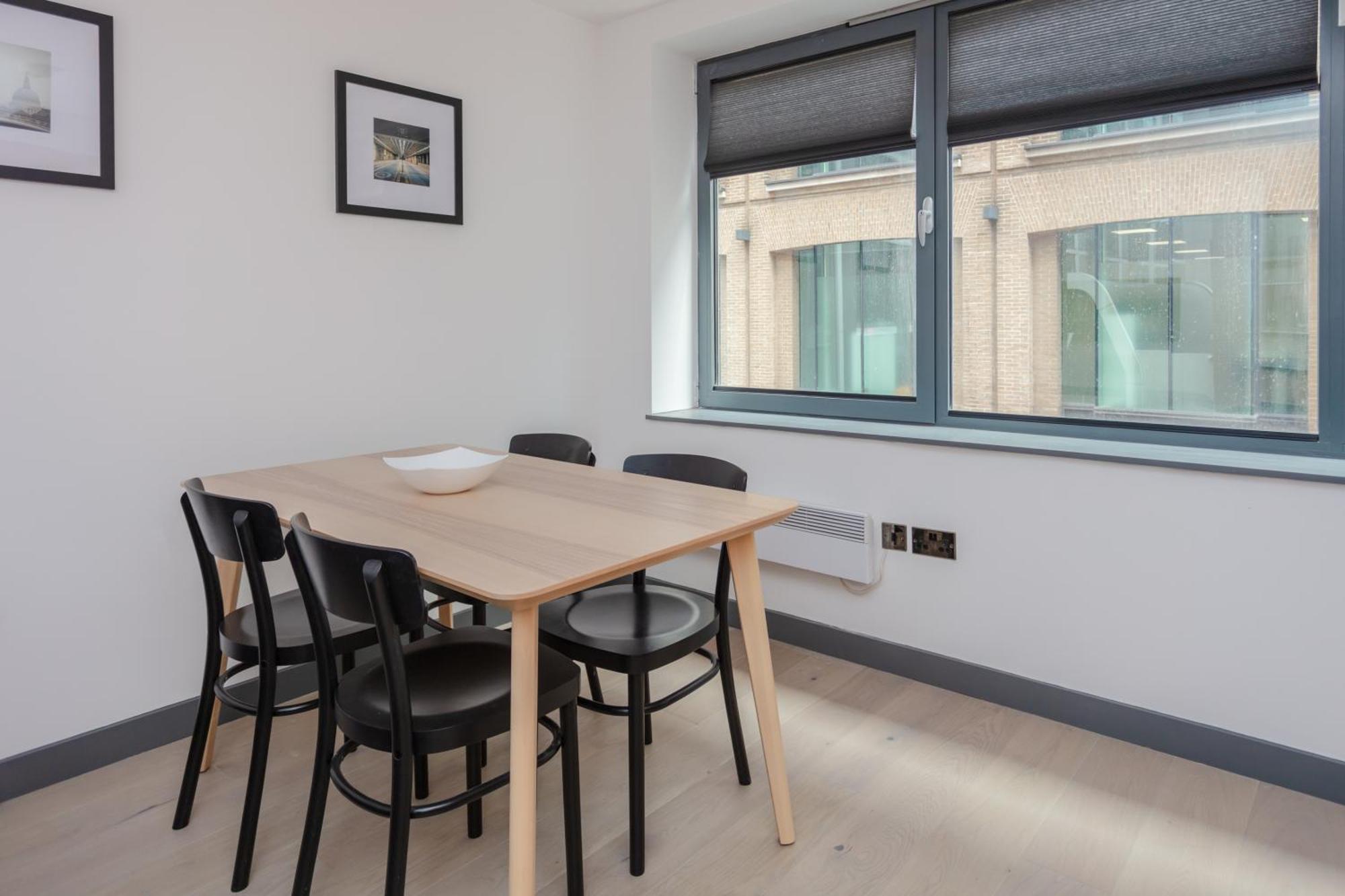Stylish 1 Bedroom Apartment In Holborn In A Great Location London Luaran gambar